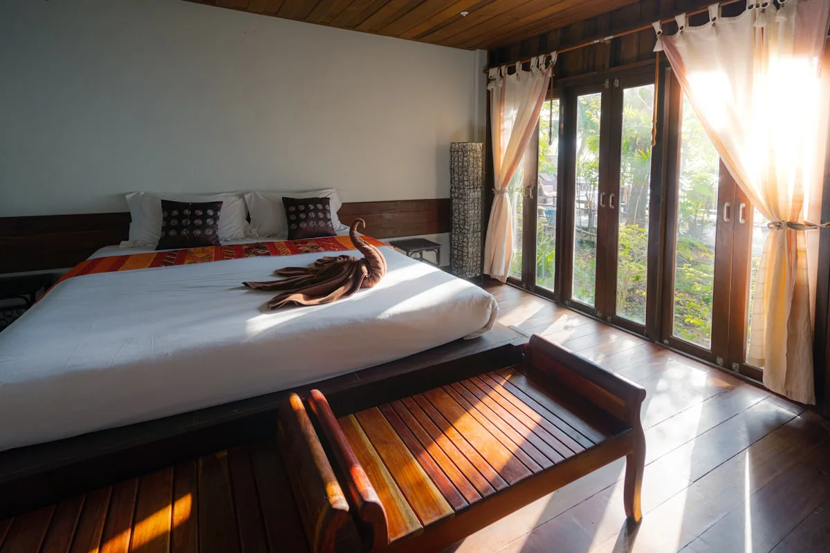 A stunning infinity pool at a boutique luxury hotel in Sri Lanka overlooking lush jungle and misty mountains