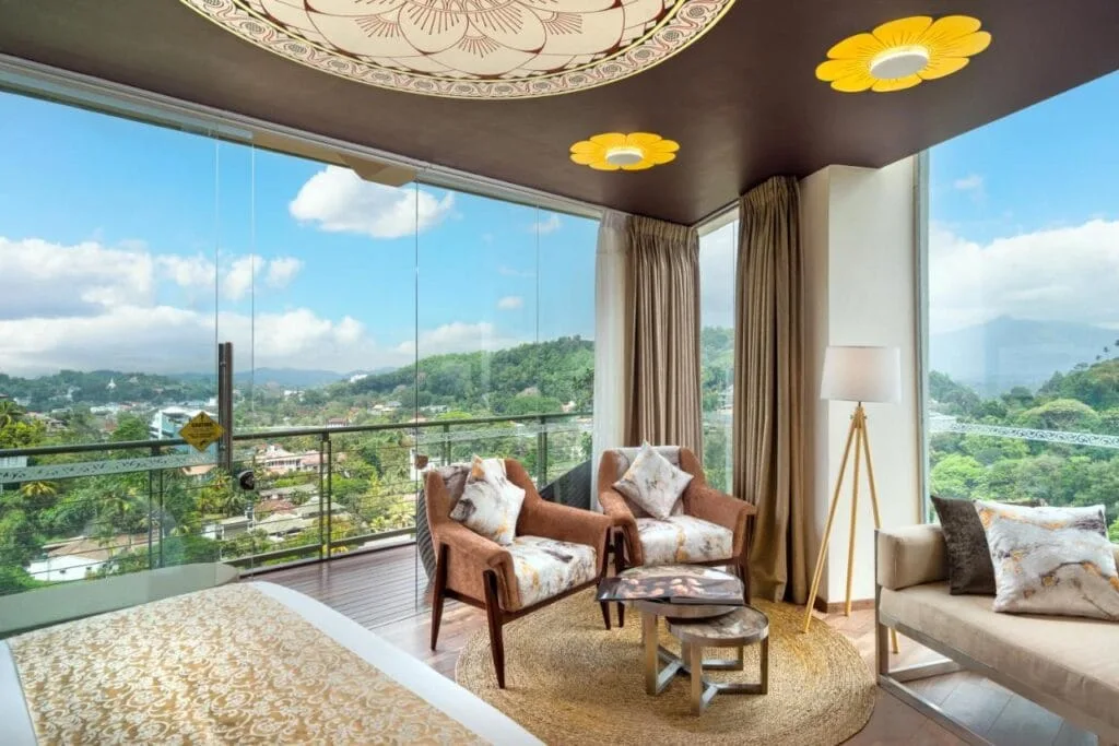 Grand Serendib Hotel Kandy - modern luxury hotel with a huge infinity pool overlooking the Kandy mountains and city