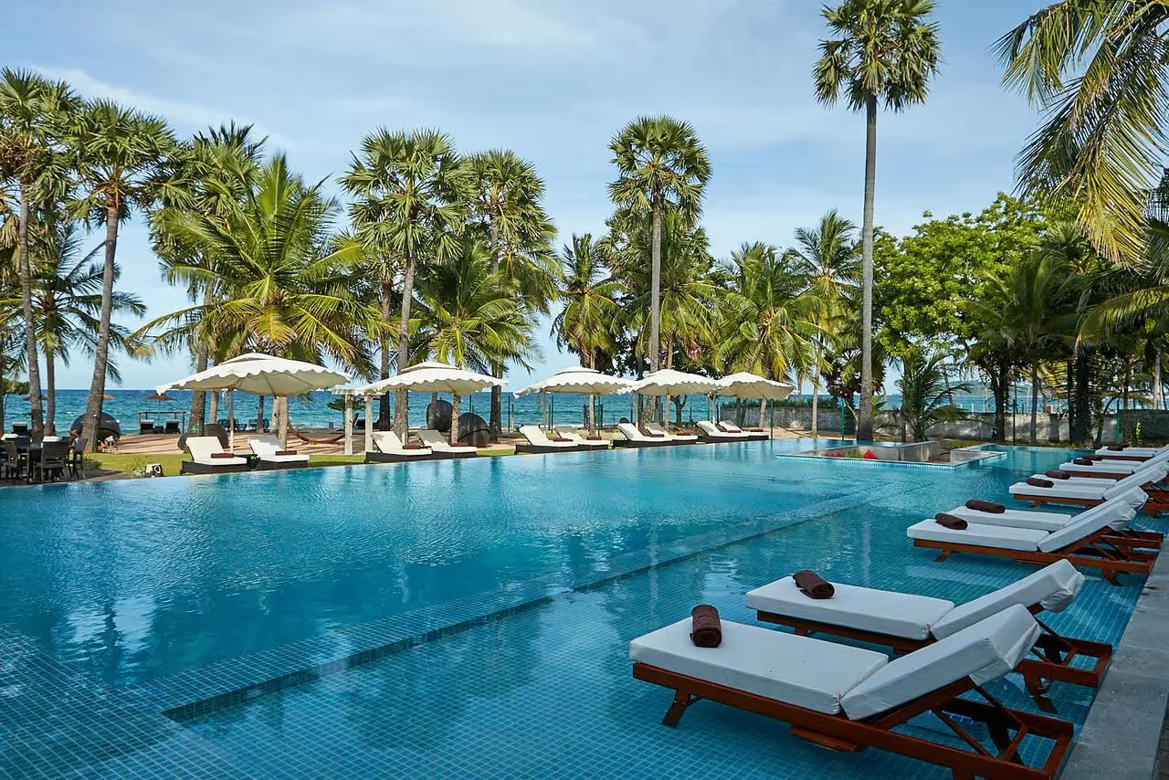 Margosa Bay resort in Trincomalee, Sri Lanka - modern beachfront hotel with large swimming pool, spa, and direct beach access on the east coast